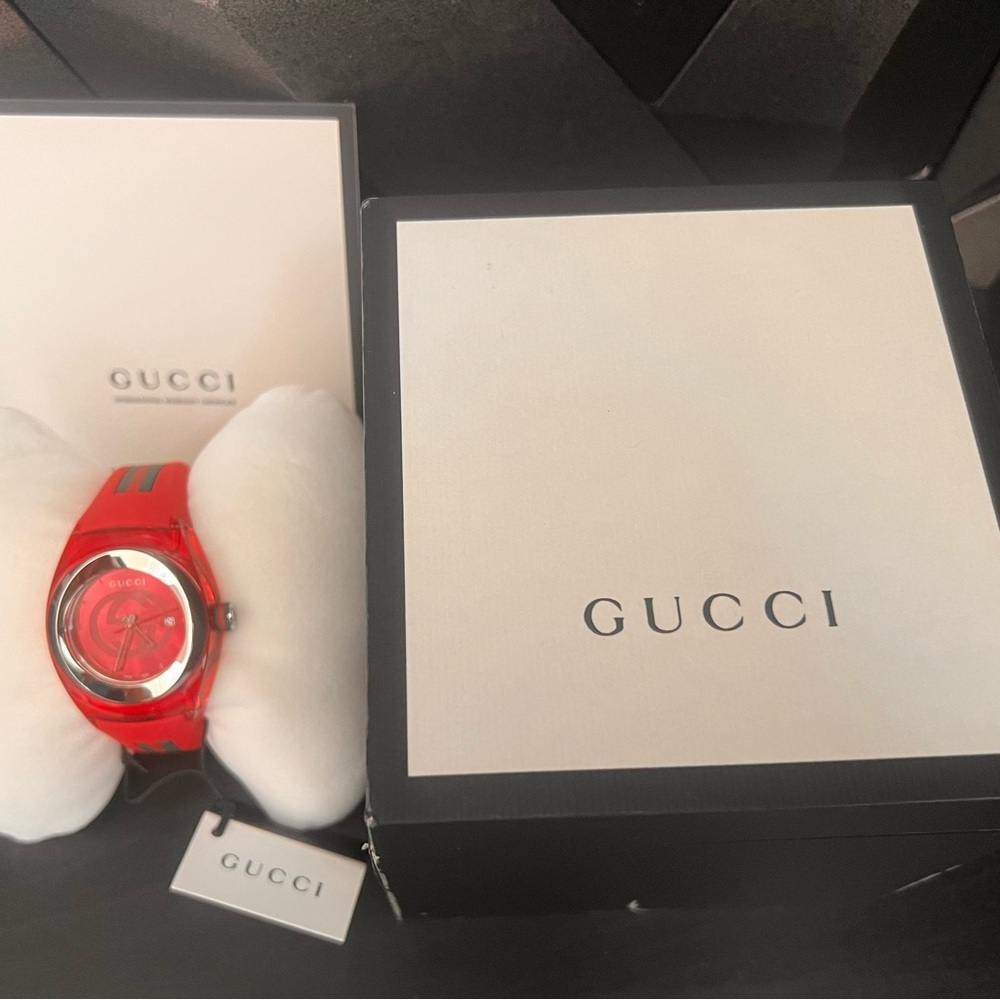 Authentic Gucci Sync Watch Unisex